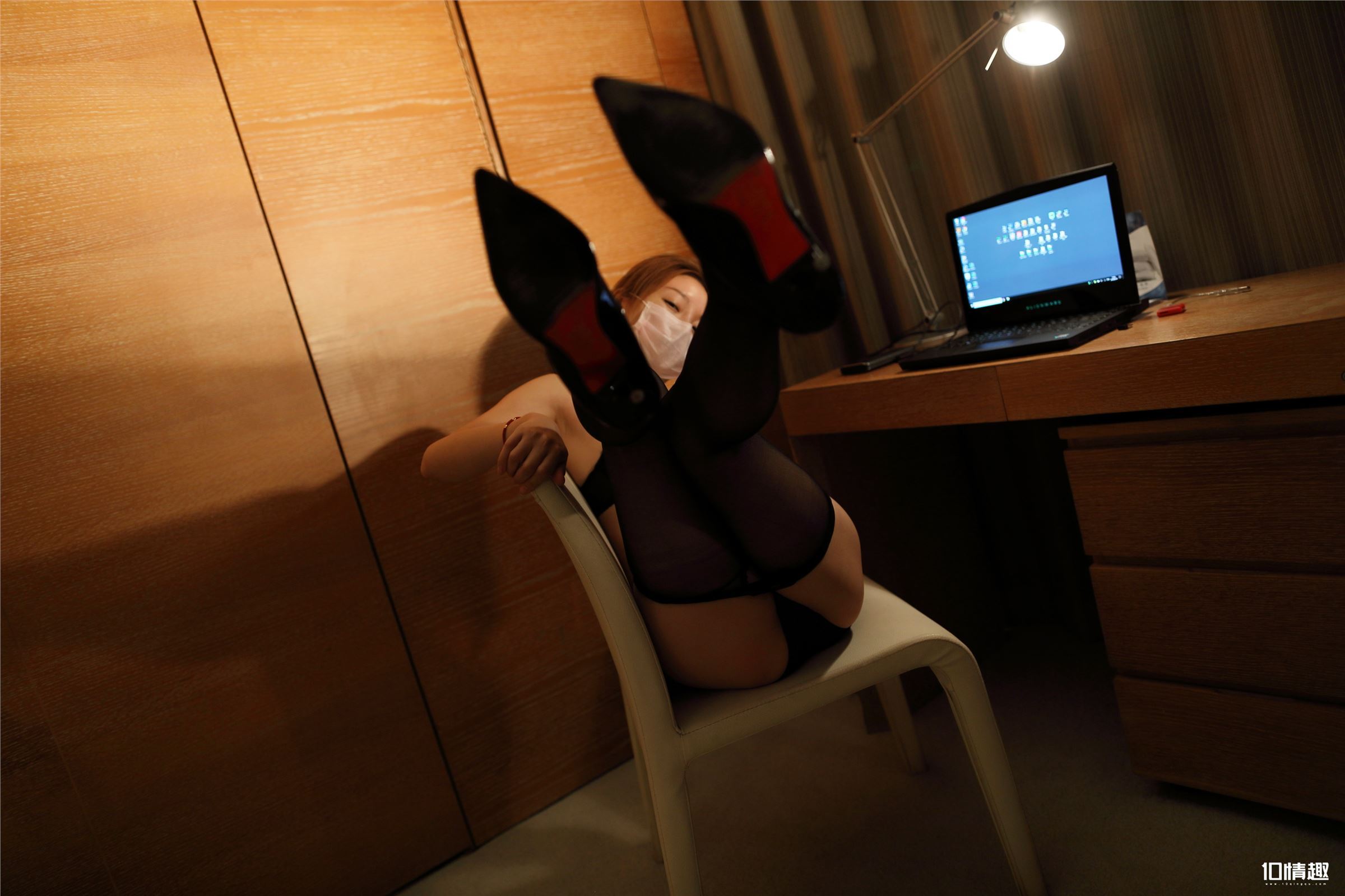 [ROSI写真]口罩系列 2018.12.31 NO.932